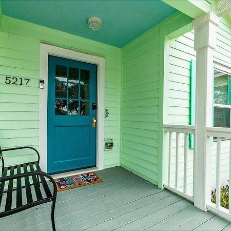 Barefoot Coastal Cottage Galveston Exterior photo
